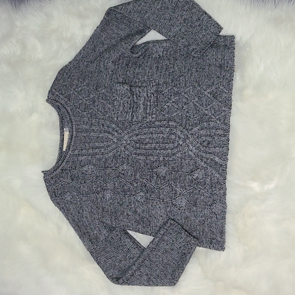 Cable Knit Sweater w/Front Pocket